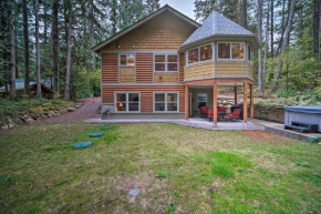 Peaceful Forest Retreat by Mt Baker Slopes!